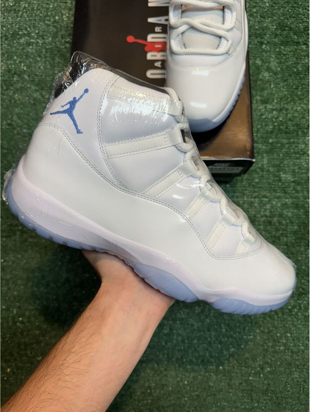 Jordan Retro 11 Legend Blue Size 11